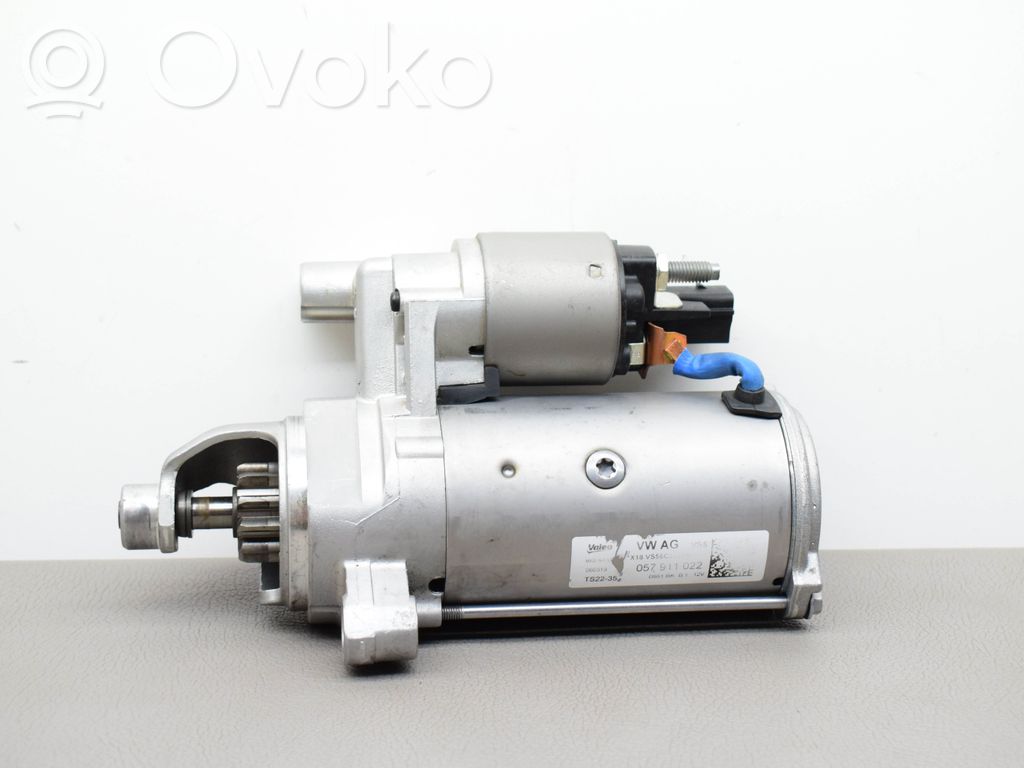 Audi Q7 4M Starter motor 