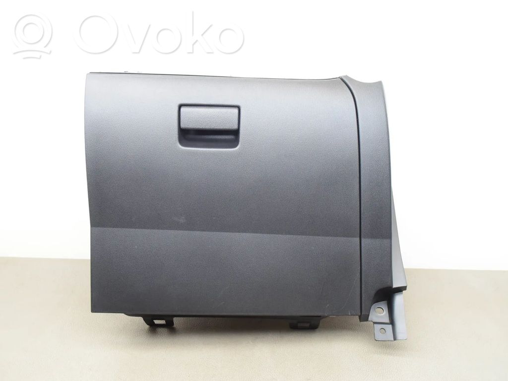 Mazda CX-3 Glove box 