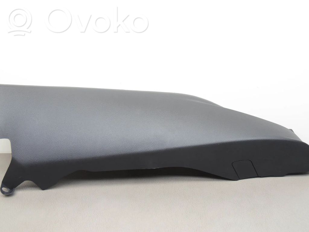 Volkswagen Jetta VI Osłona środkowa słupka / C 