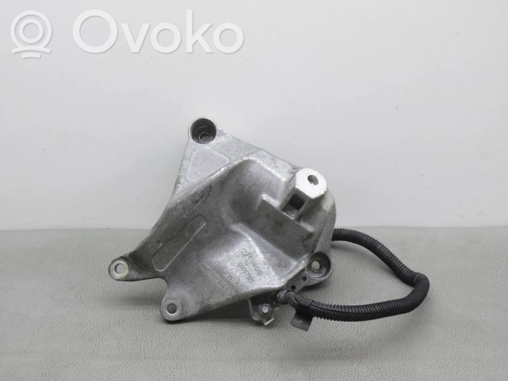 Audi Q7 4M Engine mounting bracket 