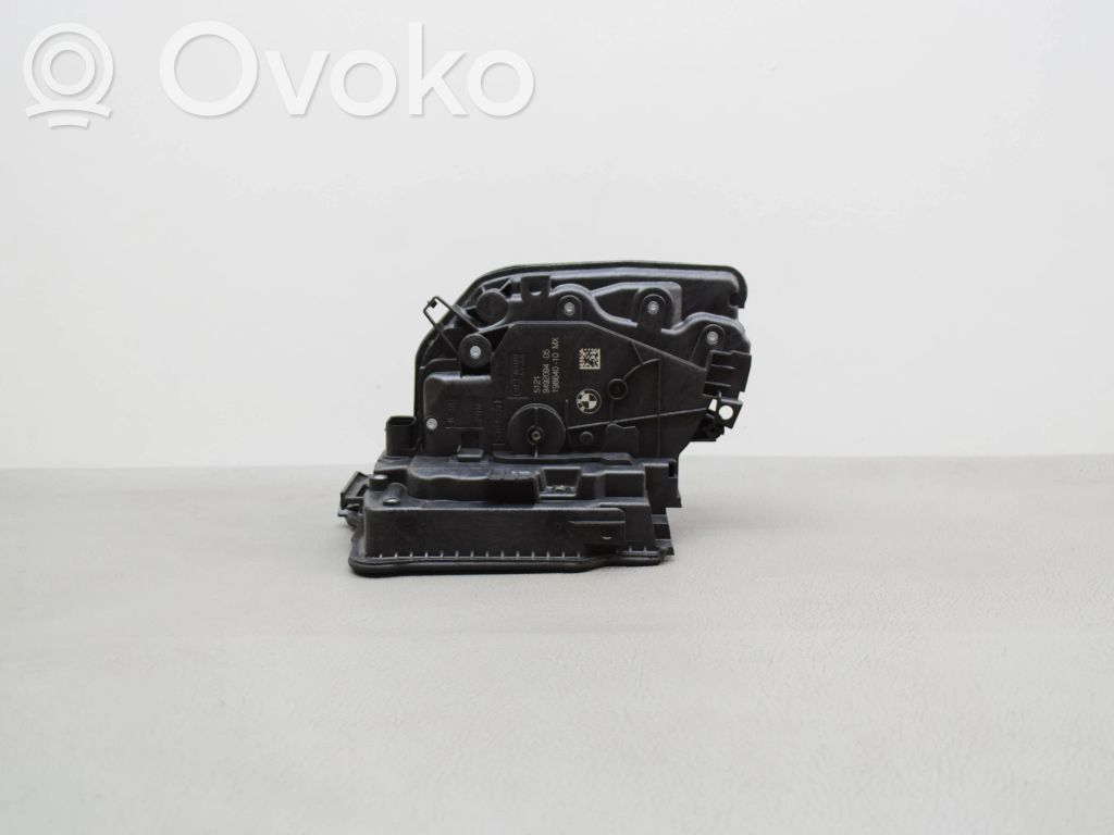 BMW X3 G01 Front door lock 