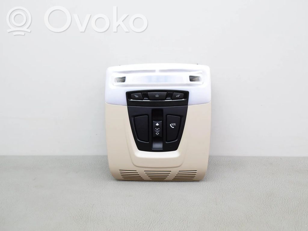 Światło fotela przedniego   6832444