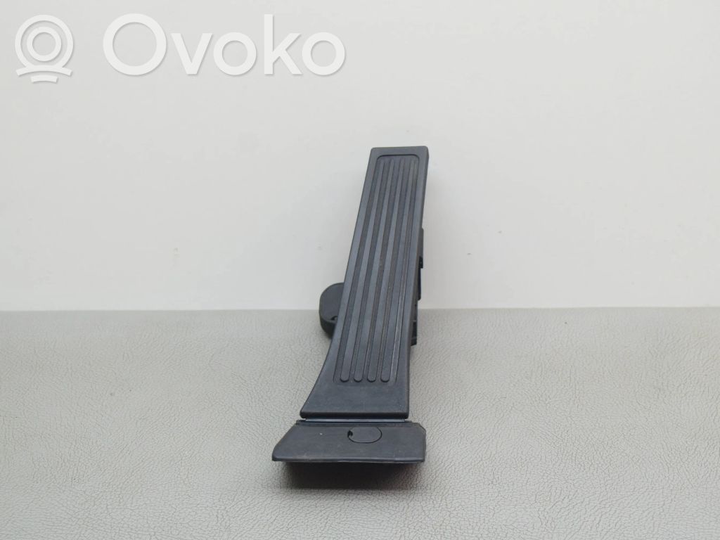 KIA Optima Kaasupoljin 