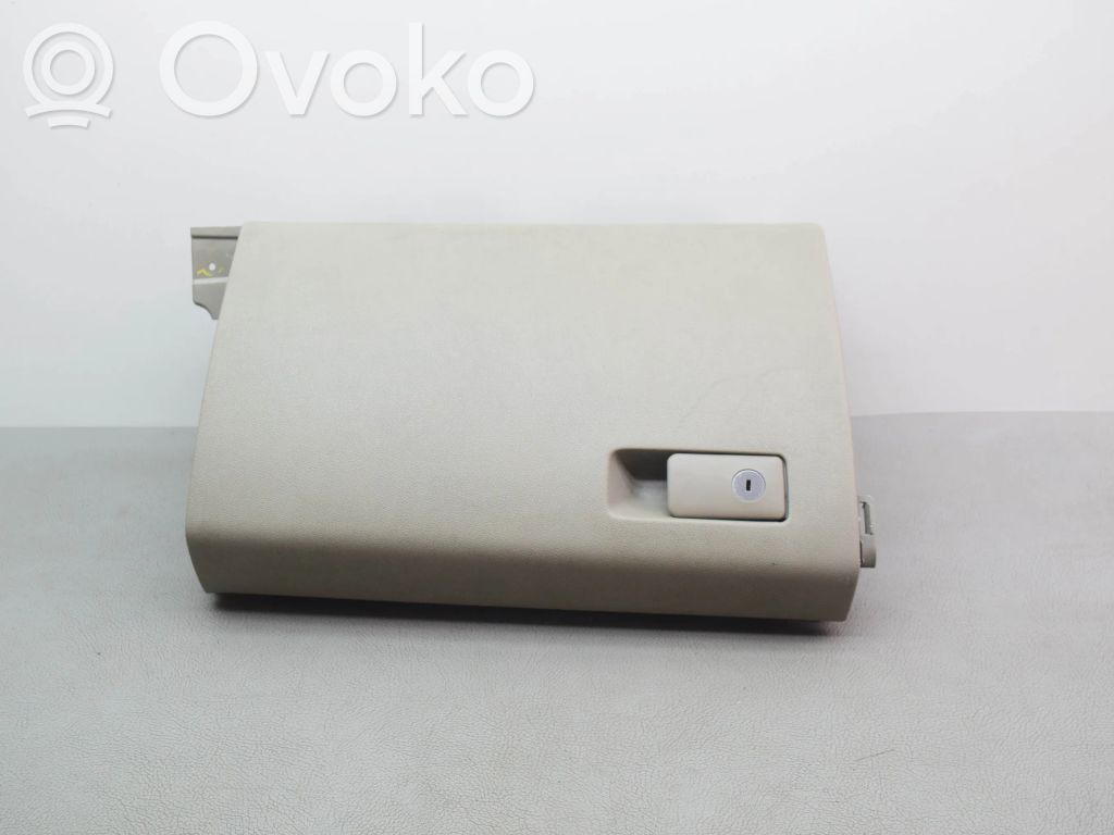 KIA Optima Daiktadėžė 