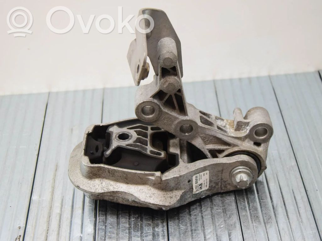 BMW X1 U11 Engine mount bracket 