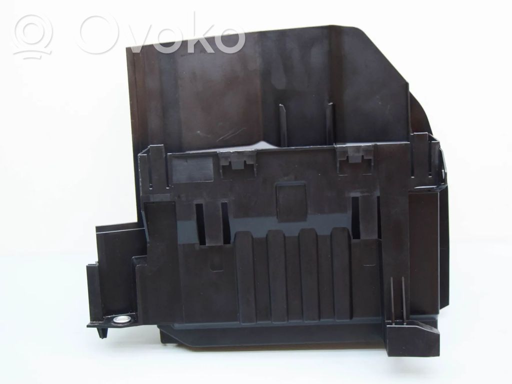 Engine control unit box   5A22699