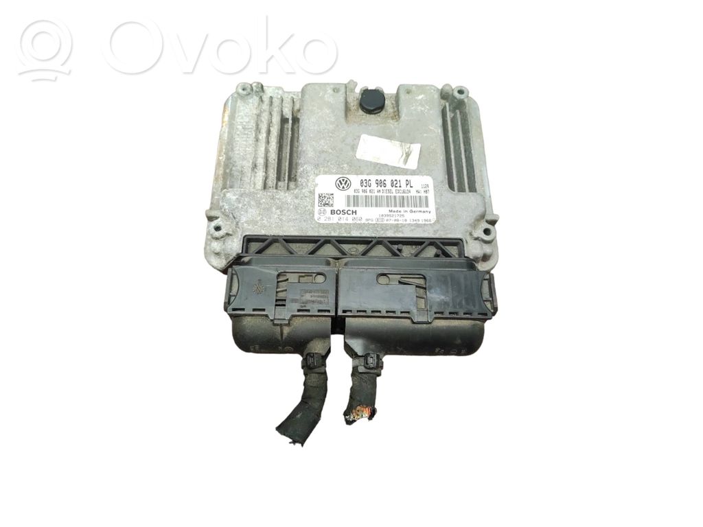 Volkswagen Golf V Engine control unit/module 