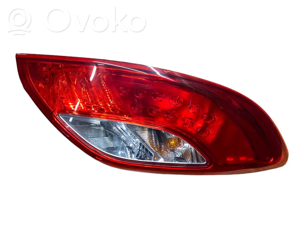 Mazda 2 Tailgate rear/tail lights 