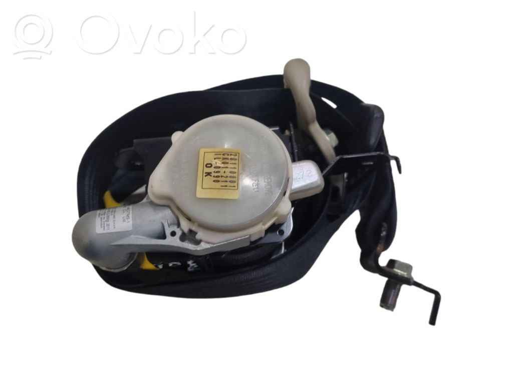Mazda 5 Front seatbelt 