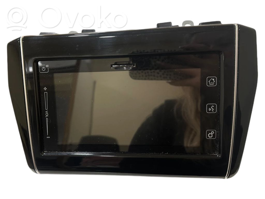 Suzuki Swift III Panel / Radioodtwarzacz CD/DVD/GPS 