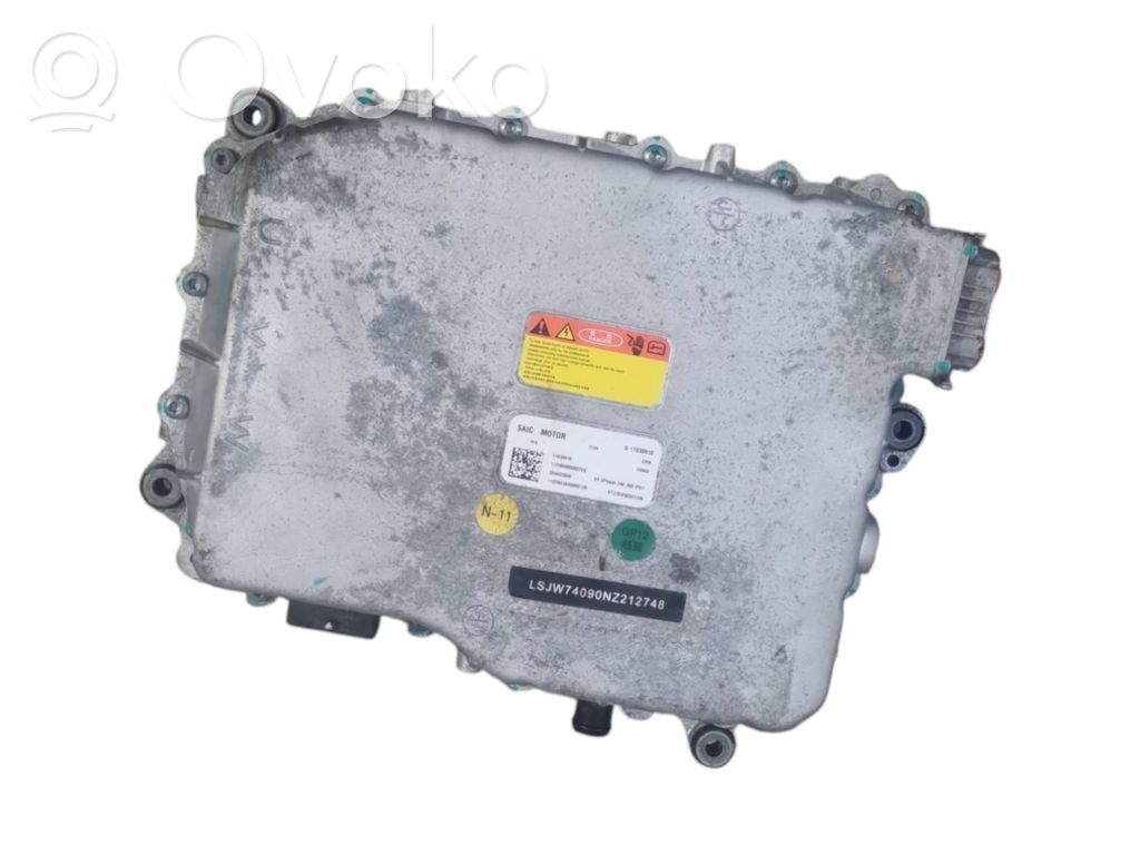 Inversor/convertidor de voltaje   10819017,11030910,554422846,112980000R02VX