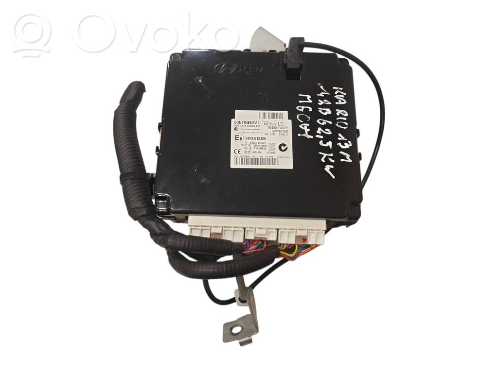 KIA Rio Fuse module 
