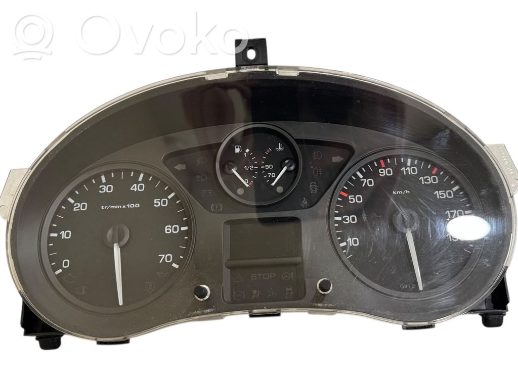 Citroen Berlingo Speedometer (instrument cluster) 