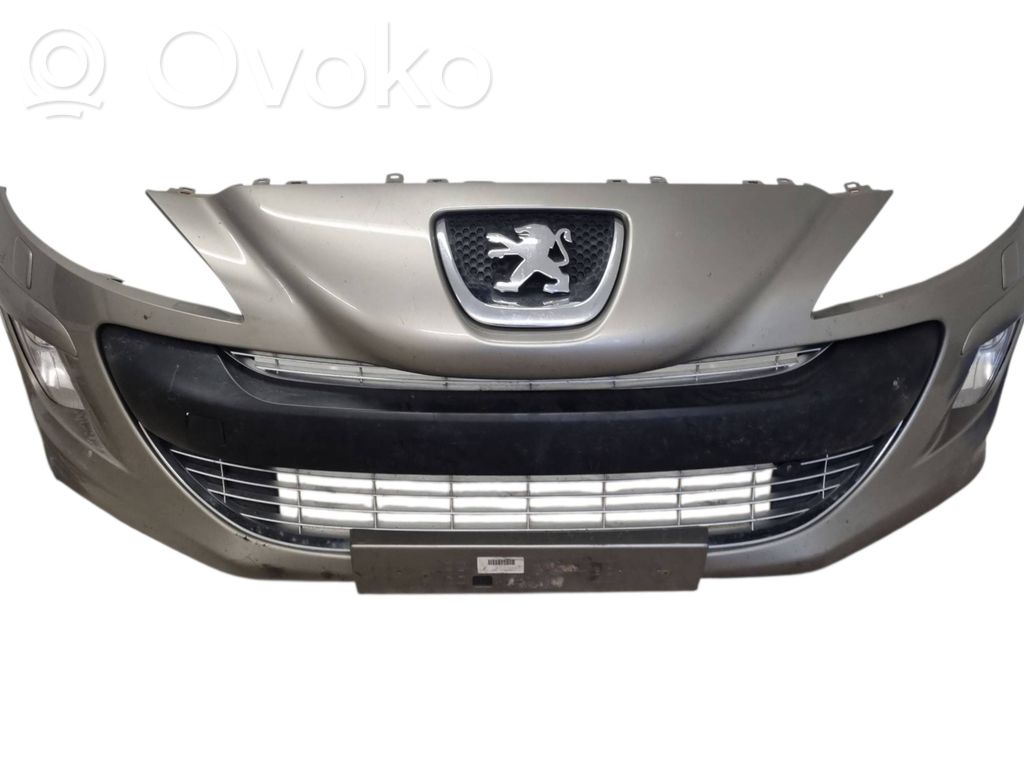 Peugeot 308 Front bumper 