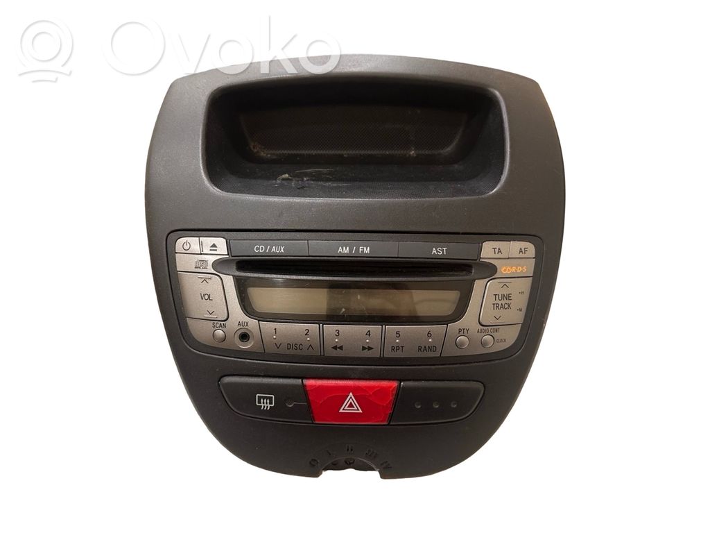 Peugeot 107 Unità principale autoradio/CD/DVD/GPS 