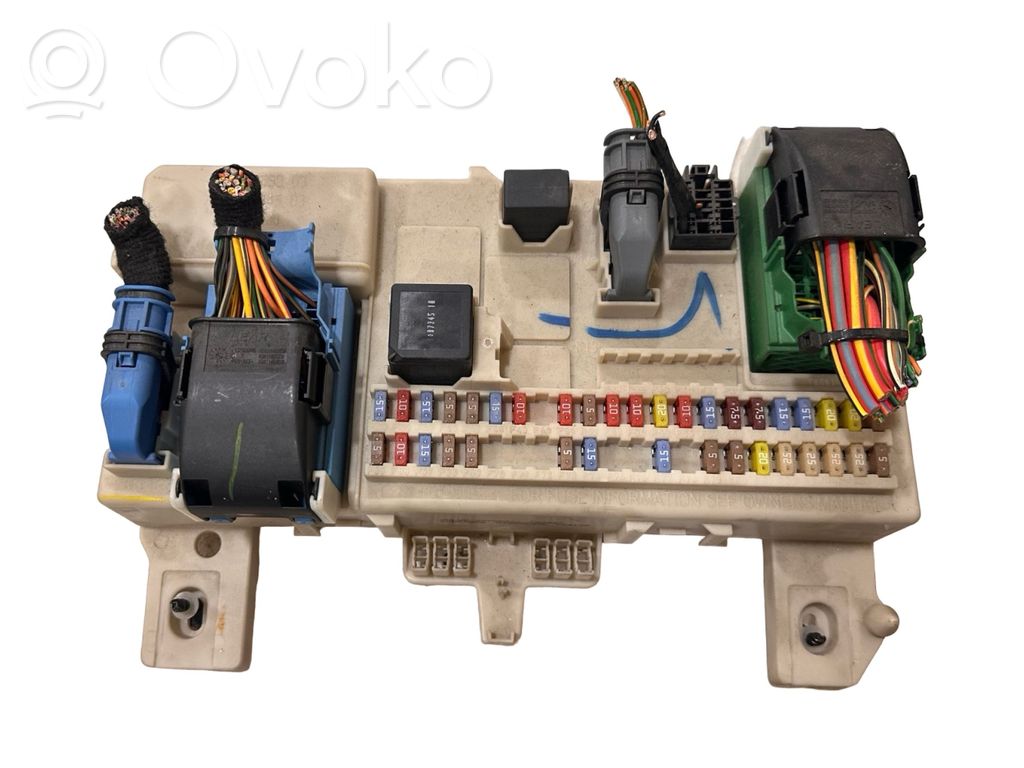 Volvo V50 Fuse module 
