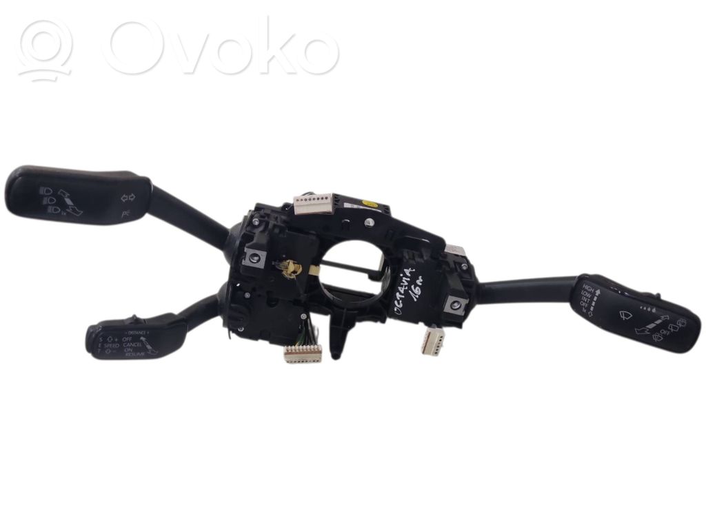 Skoda Octavia Mk3 (5E) Interruptor/palanca de limpiador de luz de giro 