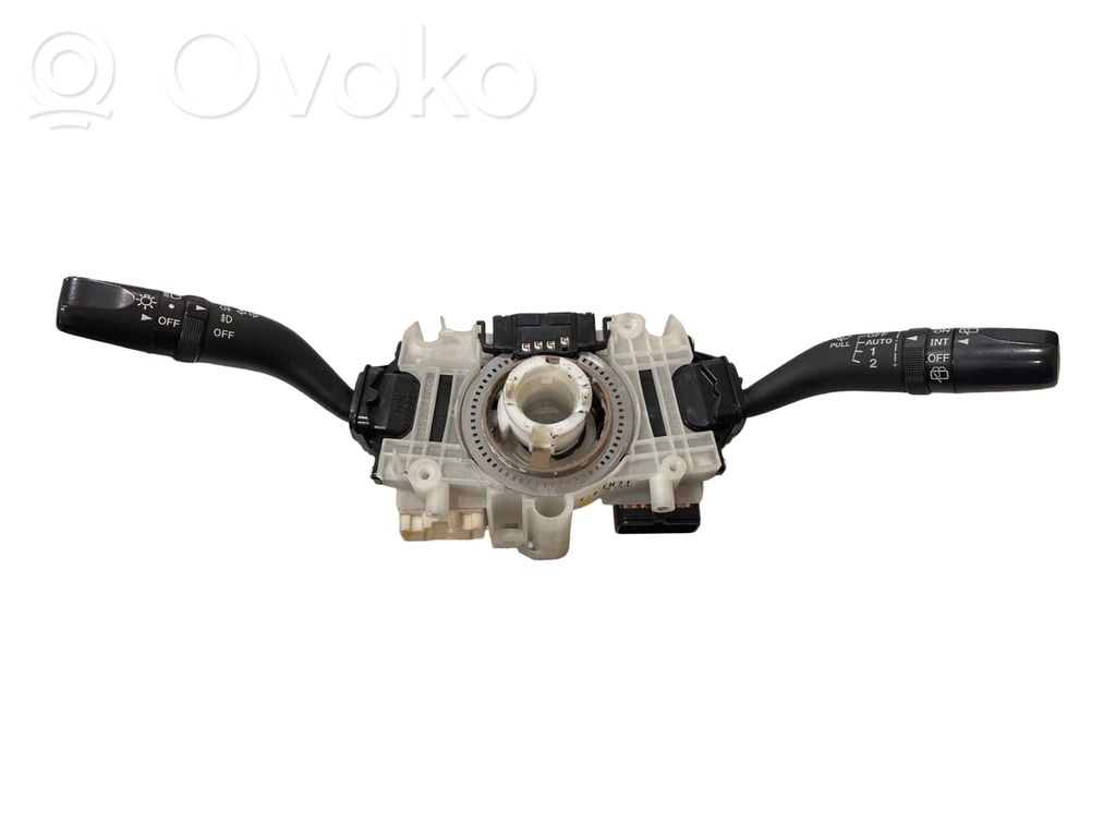 Mazda CX-7 Wiper turn signal indicator stalk/switch 