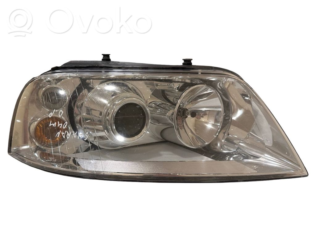 Volkswagen Sharan Lampa przednia 