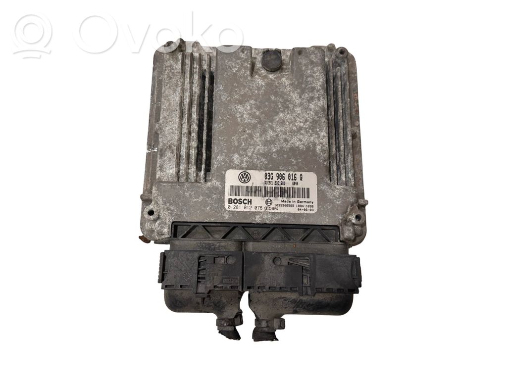 Volkswagen Golf V Engine control unit/module 