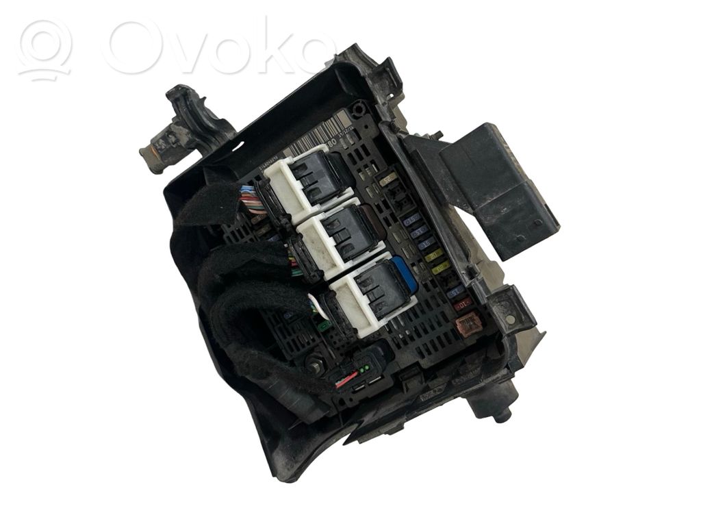 Peugeot Expert Módulo de fusible 