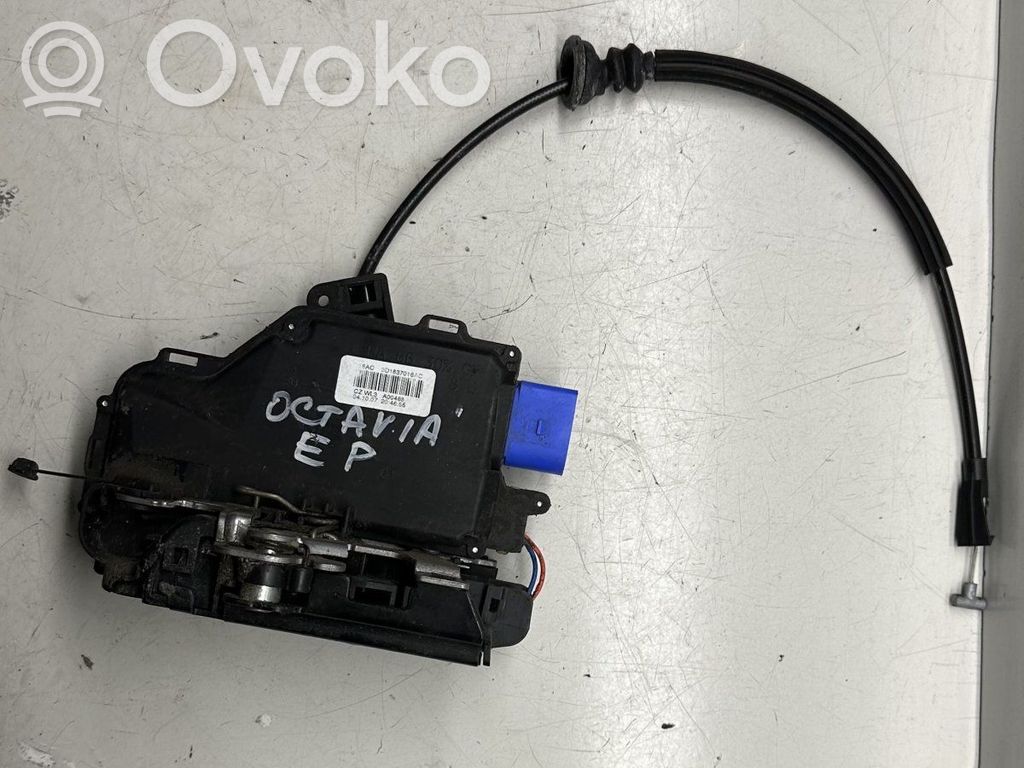 Skoda Octavia Mk2 (1Z) Front door lock 