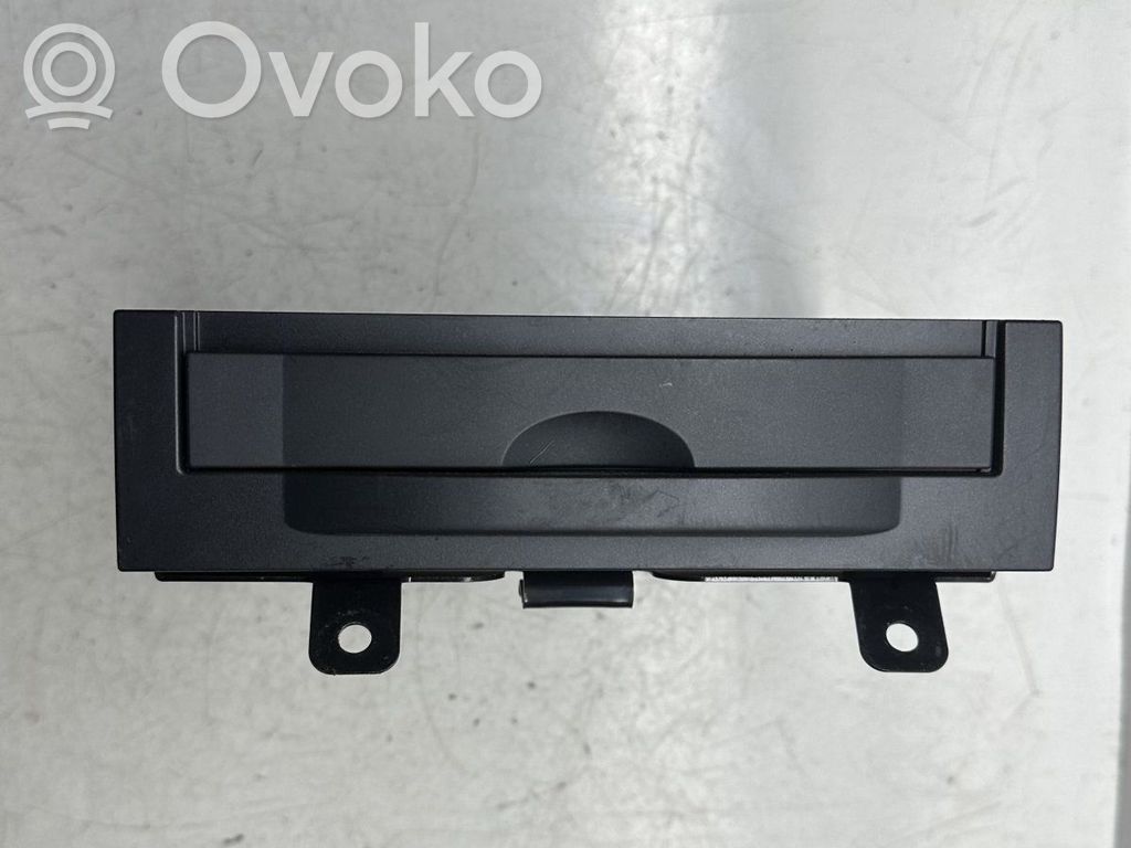 Volvo S40 Radio/CD/DVD/GPS head unit 