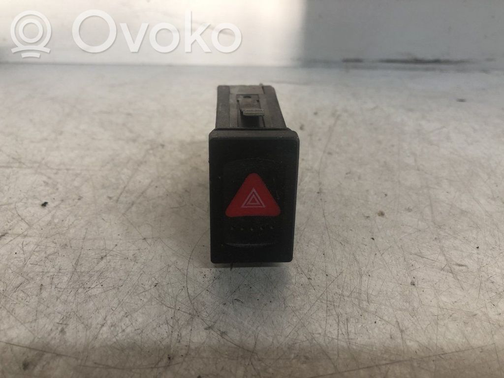 Interruptor de la alarma   3B0953235
