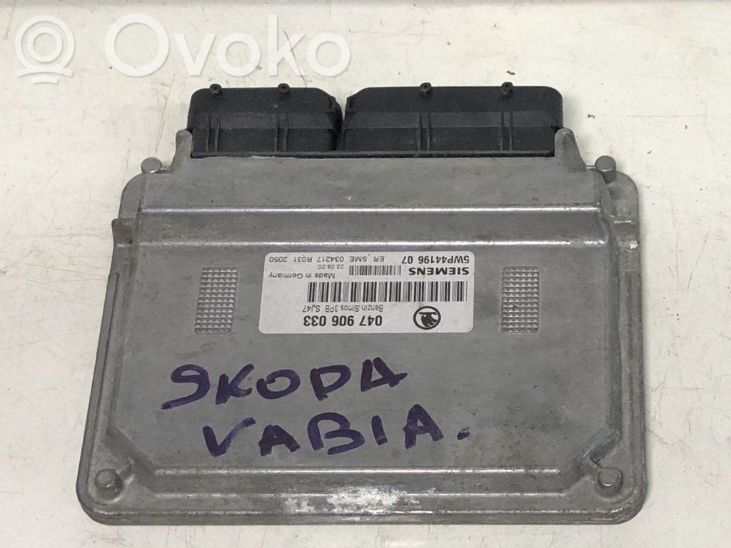 Skoda Fabia Mk1 (6Y) Engine control unit/module 