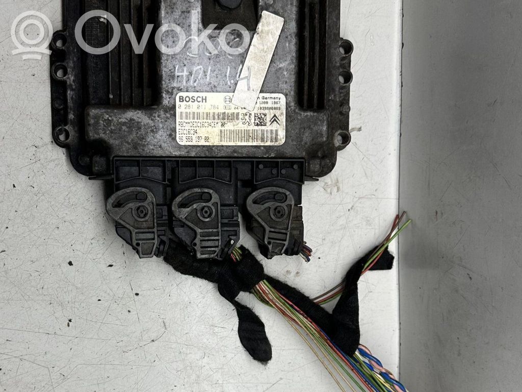 Peugeot 206 Engine control unit/module 