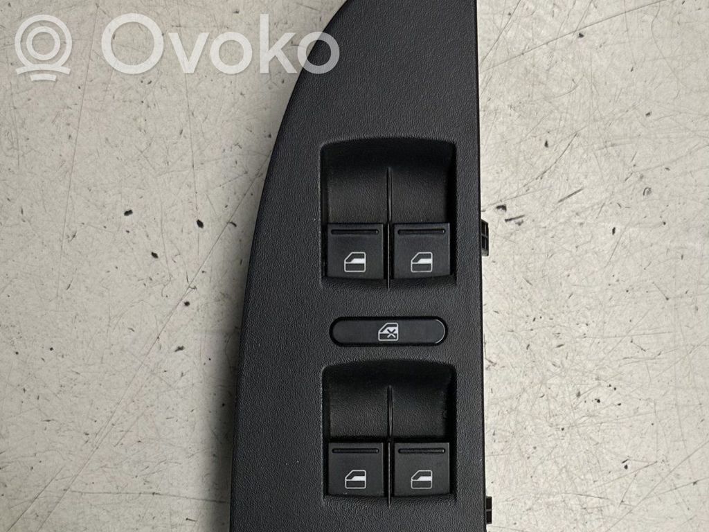 Seat Leon (1P) Electric window control switch 