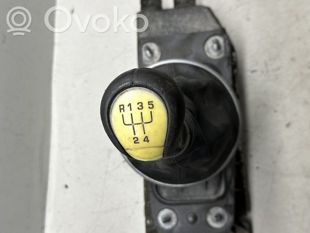 Skoda Roomster (5J) Lewarek zmiany biegów / górny 