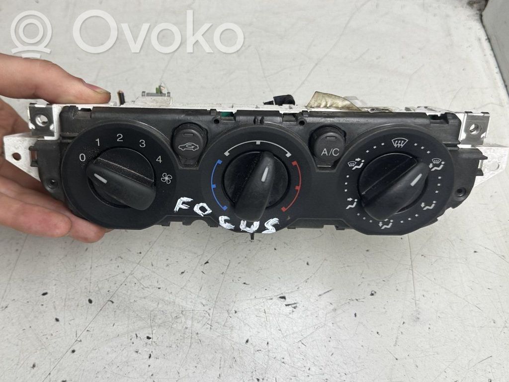 Ford Focus Climate control unit 