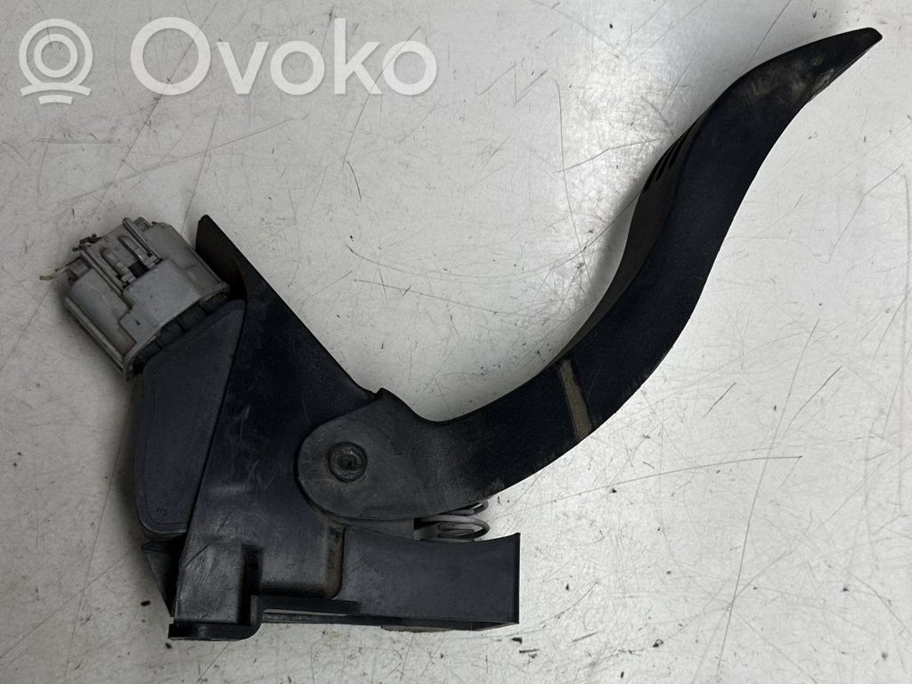 Akceleratoriaus pedalas   98AB9F836AE