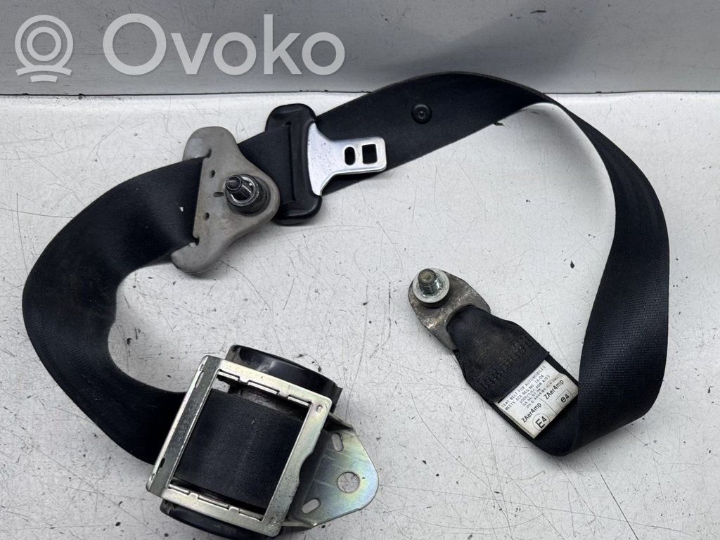 Mazda 3 I Front seatbelt 
