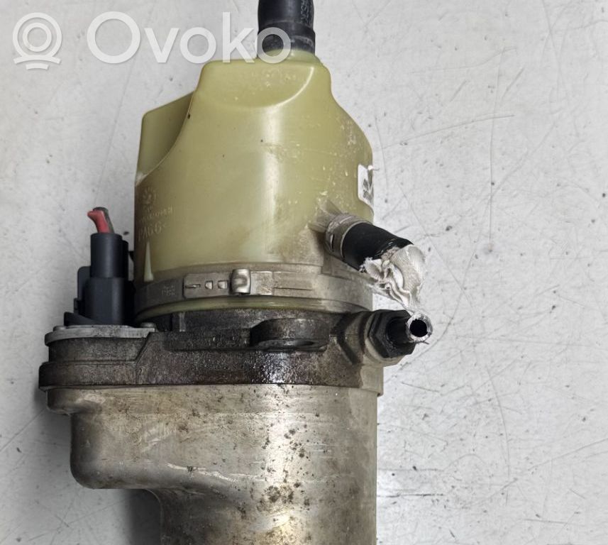 Volvo S40 Ohjaustehostimen pumppu 
