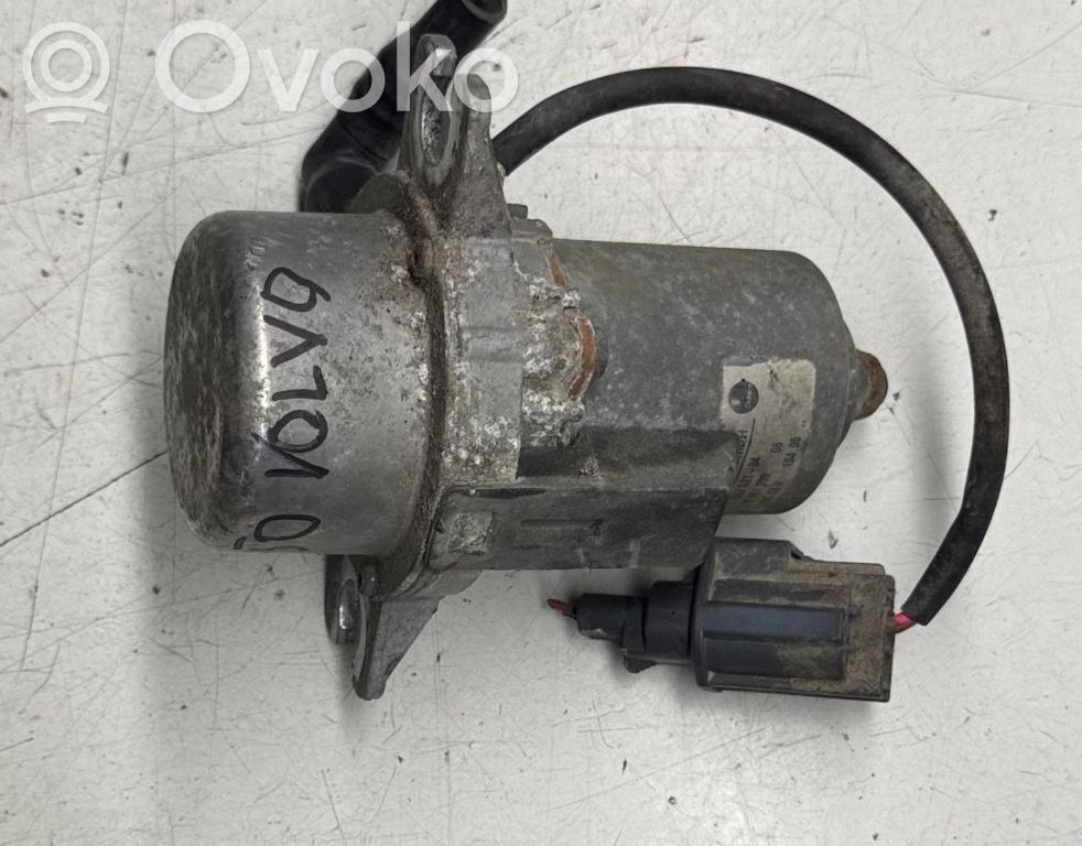 Volvo S40 Brake booster 