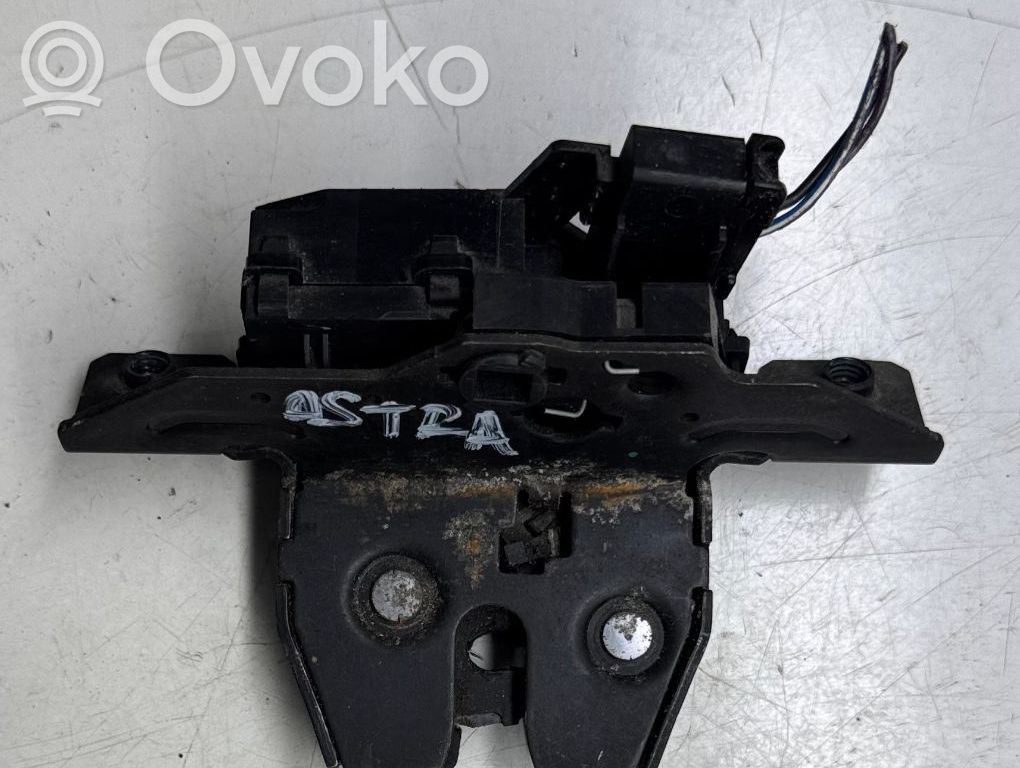 Opel Astra J Tailgate/trunk/boot lock/catch/latch 
