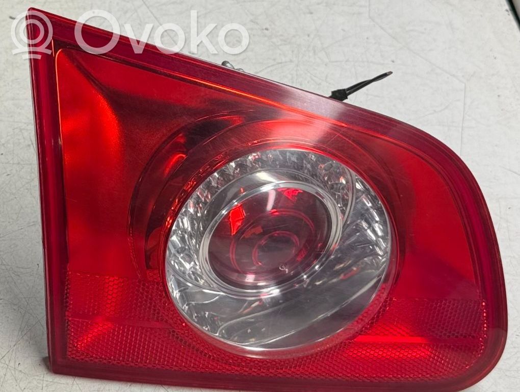 Tailgate rear/tail lights   3C994509308S,27449002