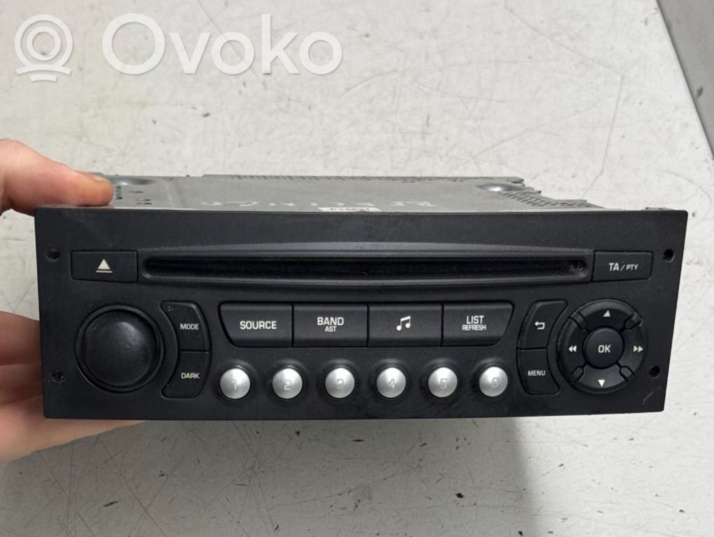 Citroen Berlingo Radio/CD/DVD/GPS head unit 