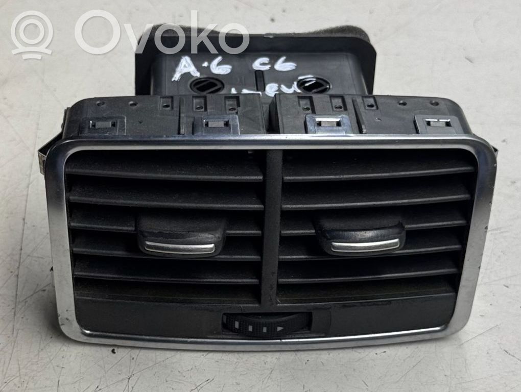 Audi A6 S6 C6 4F Oro grotelės gale 
