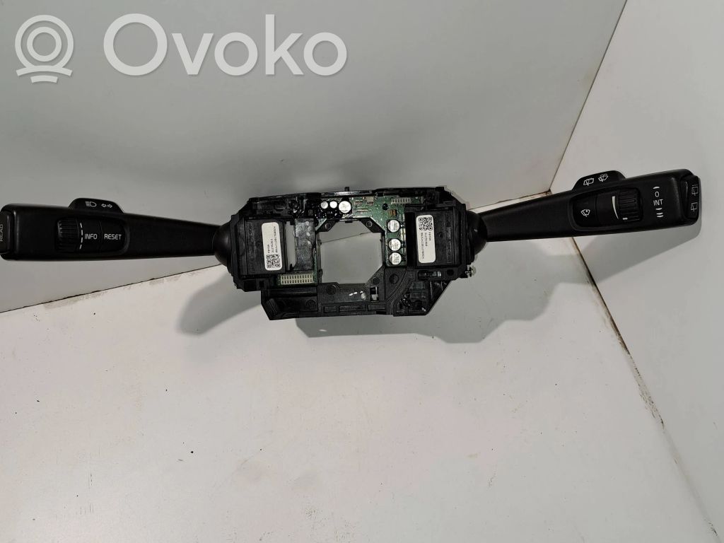 Volvo XC60 Wiper turn signal indicator stalk/switch 