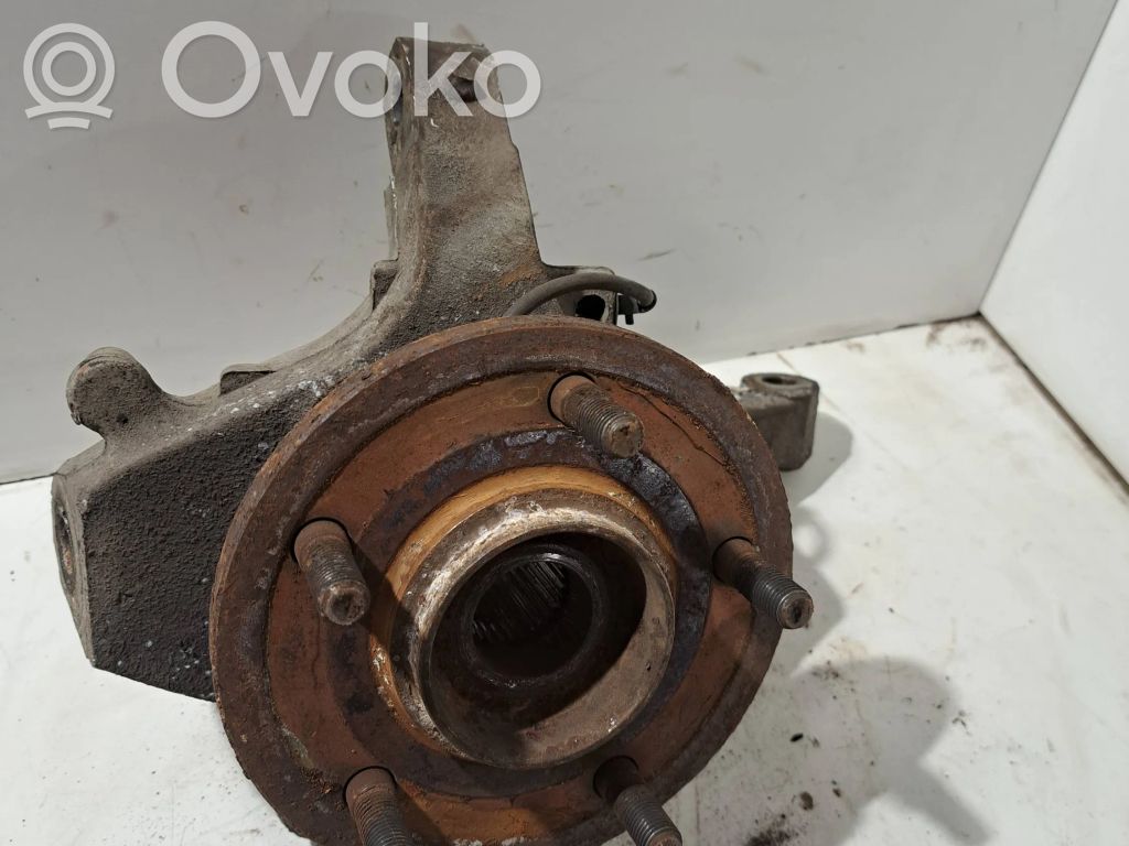 Chrysler Pacifica Front wheel hub spindle knuckle 