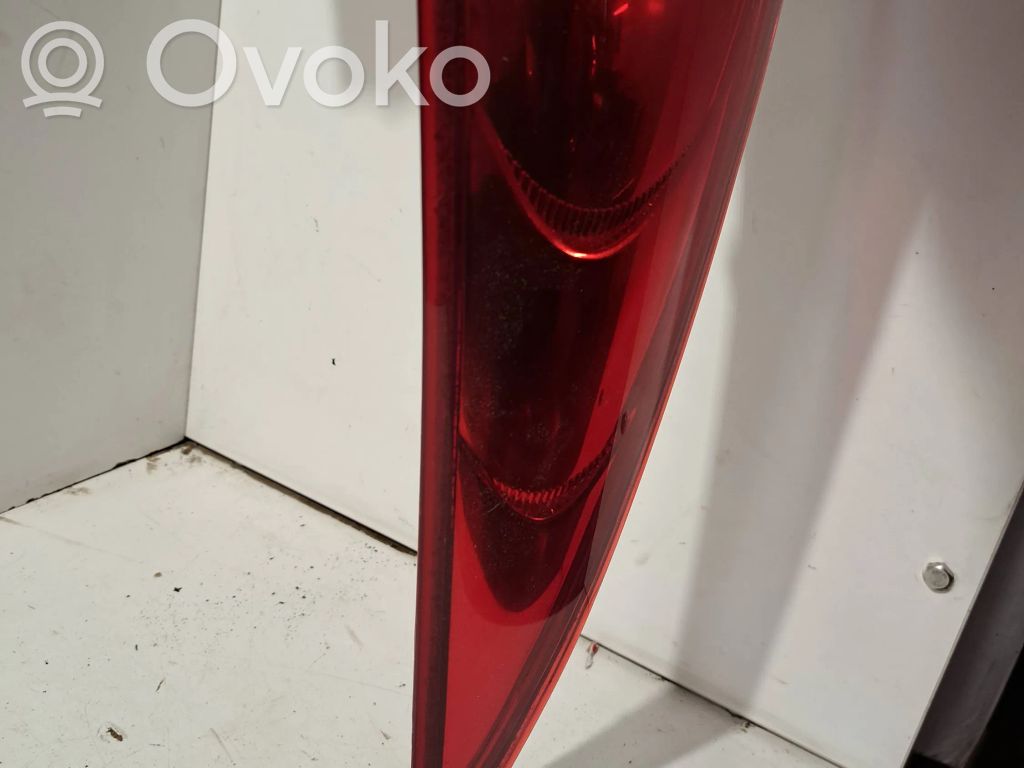Peugeot 207 Rear/tail lights 