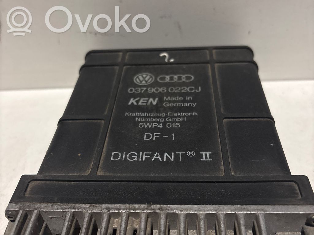 Volkswagen PASSAT B3 Engine control unit/module 