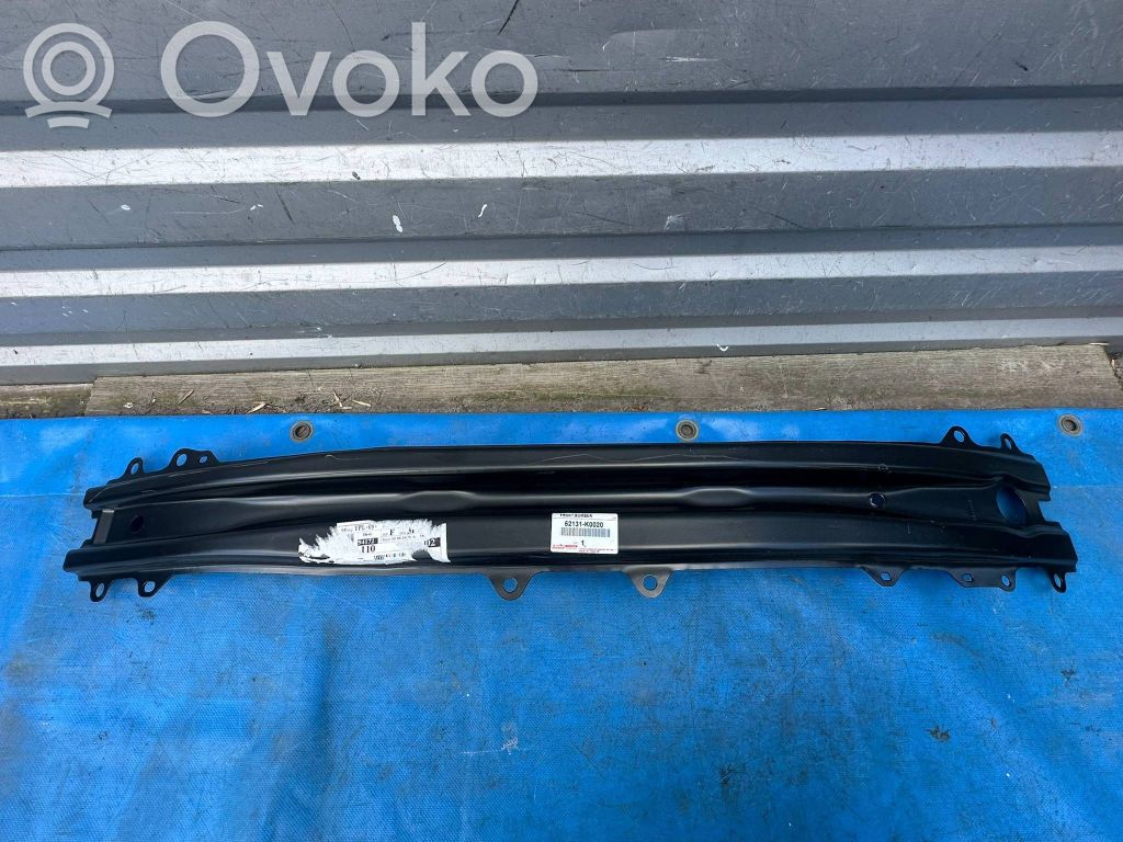 Toyota Yaris Cross Belka zderzaka przedniego 