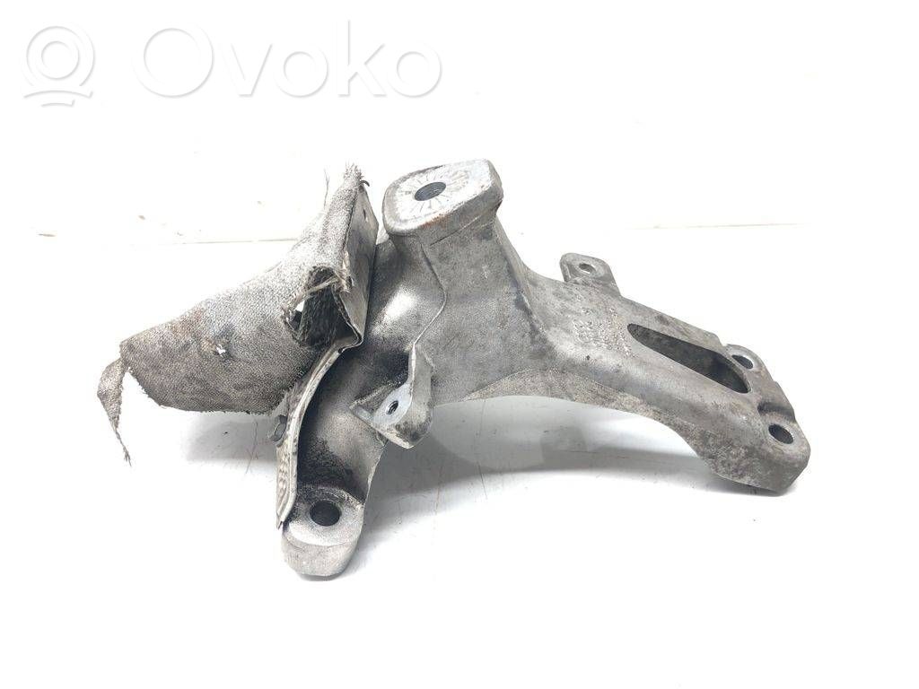 Audi A5 8T 8F Engine mounting bracket 