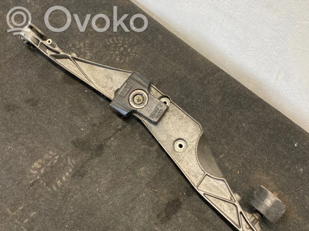 BMW X1 F48 F49 Rear differential/diff mount bracket 