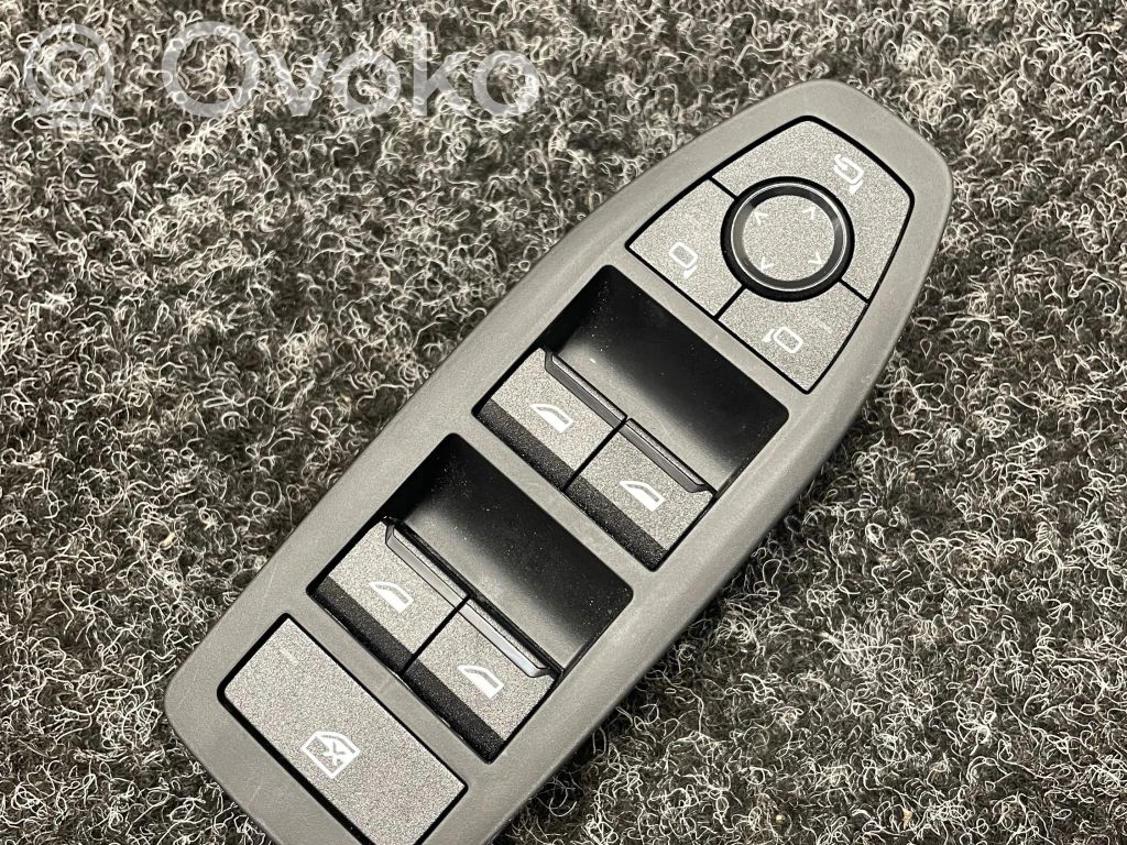 BMW X1 U11 Electric window control switch 