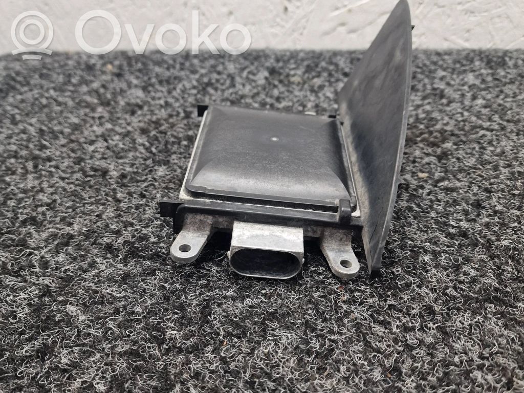 BMW X6 F16 Aklos zonos modulis 